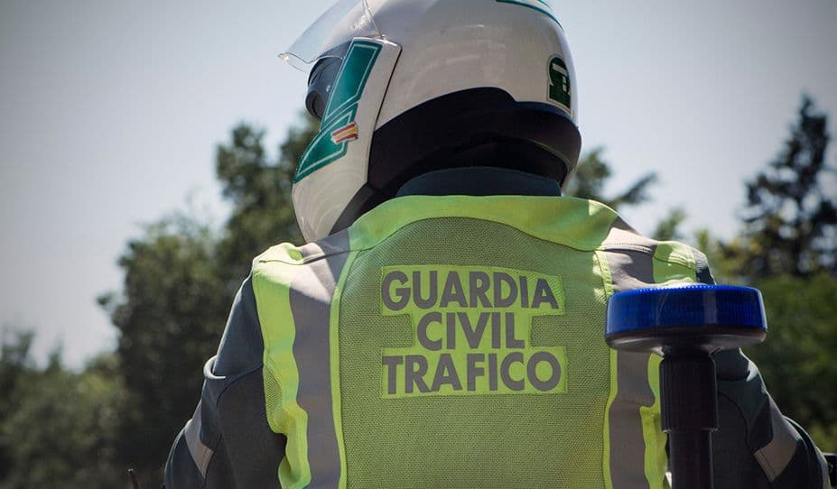 Roba un camión en Málaga, protagoniza una fuga tras una persecución y es interceptado en Granada