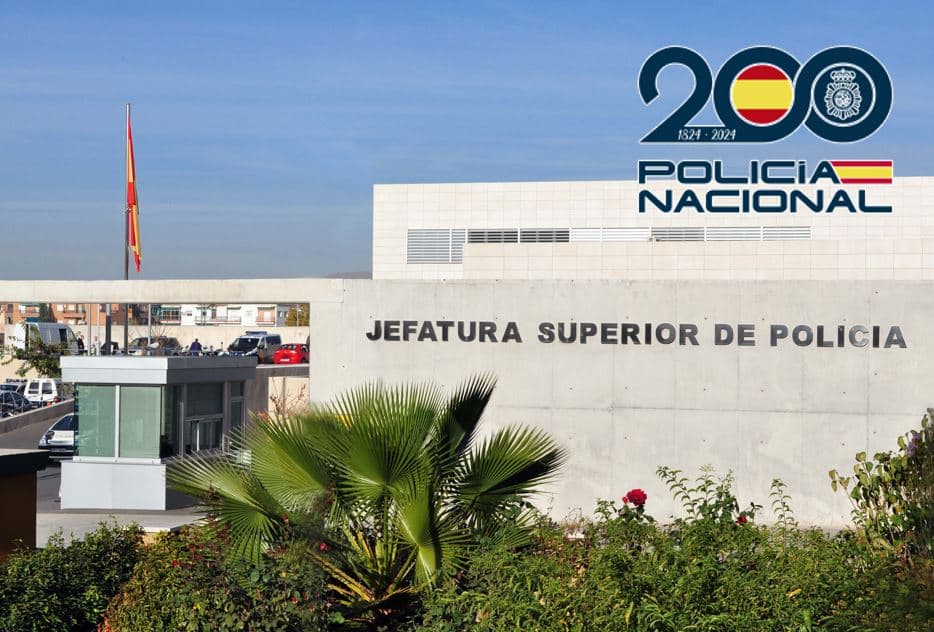 Detenidos en Granada dos varones por ocasionar daños en una discoteca y amenazar a los porteros