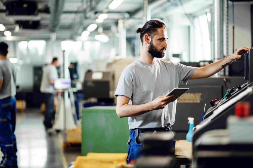 CCOO apuesta por crear “más y mejor empleo” y denuncia que estamos sufriendo las consecuencias de un modelo económico agotado