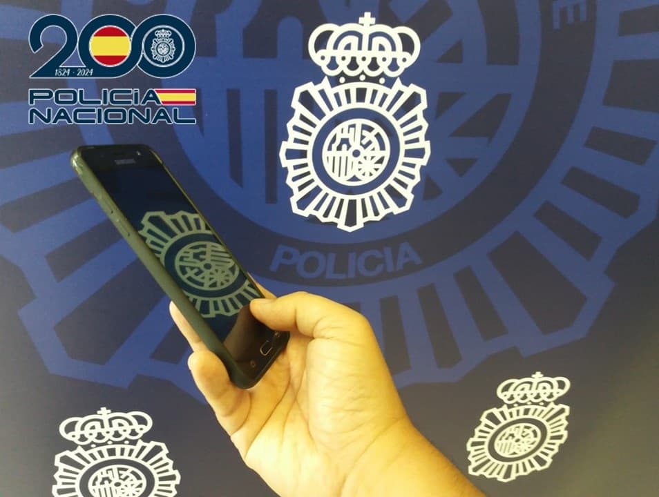 Detenido un varón en Granada por el robo violento de un teléfono móvil a una joven