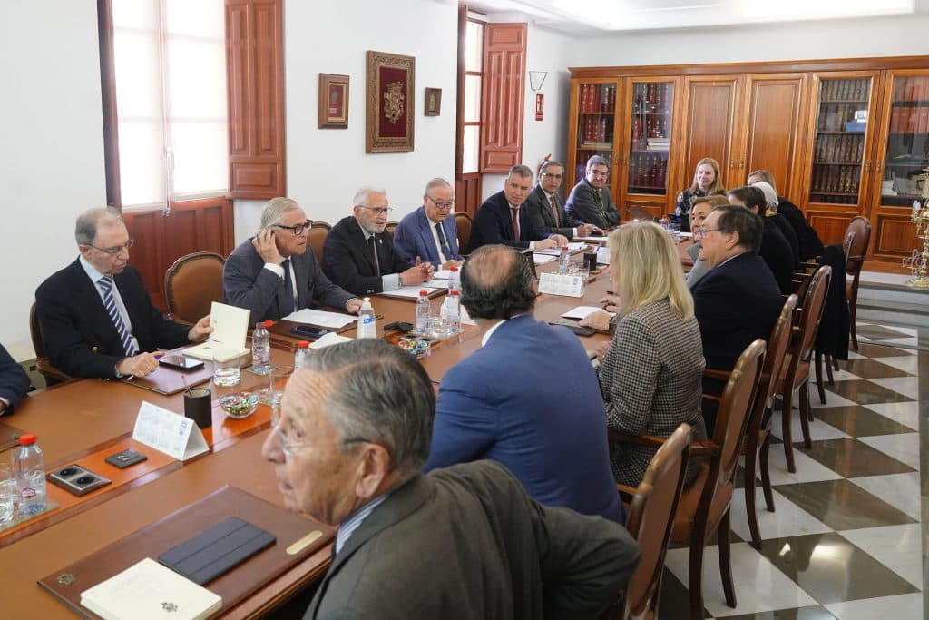 La nueva Junta de Gobierno de la RAJYL de Granada toma posesión de sus cargos revalidando a Rafael López Cantal como presidente