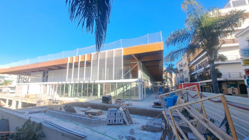 Sale a concurso la concesión de 59 plazas de aparcamiento en el nuevo mercado municipal de abastos sexitano