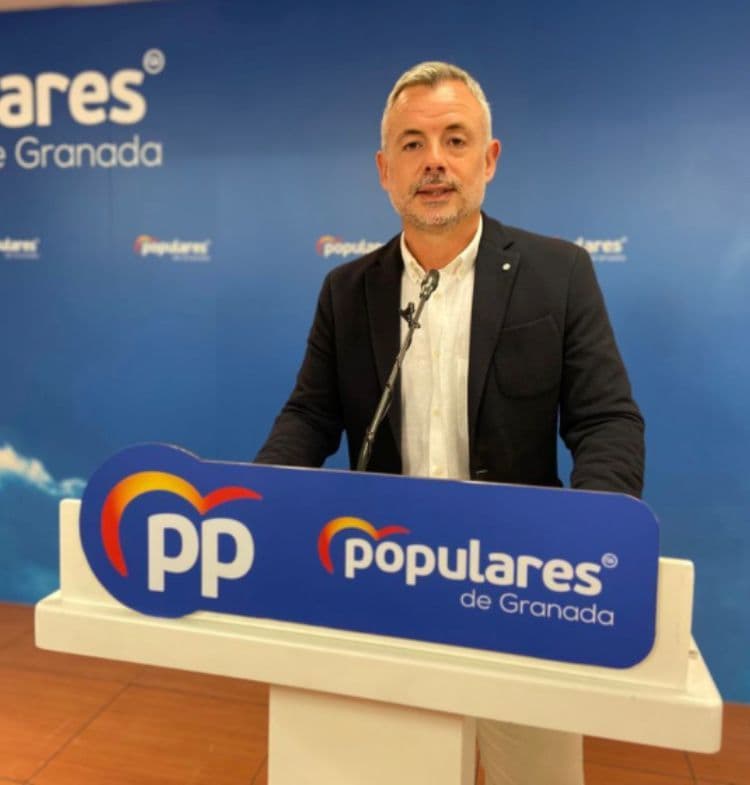 Nicolás Navarro: «Las manifestaciones del PSOE de Motril demuestran su nerviosismo tras la apuesta del Gobierno de Juanma Moreno con la inversión de 9 millones de euros en la ampliación del Hospital Comarcal de Santa Ana»