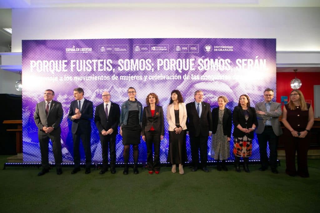 María Jesús Montero en Granada: “El Gobierno de España va a defender la lucha feminista como la base de la democracia y de la convivencia pacífica”
