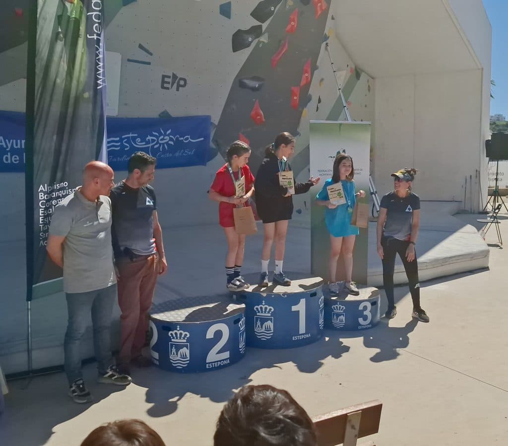 La motrileña Daniela Jódar García queda tercera de Andalucía en escalada