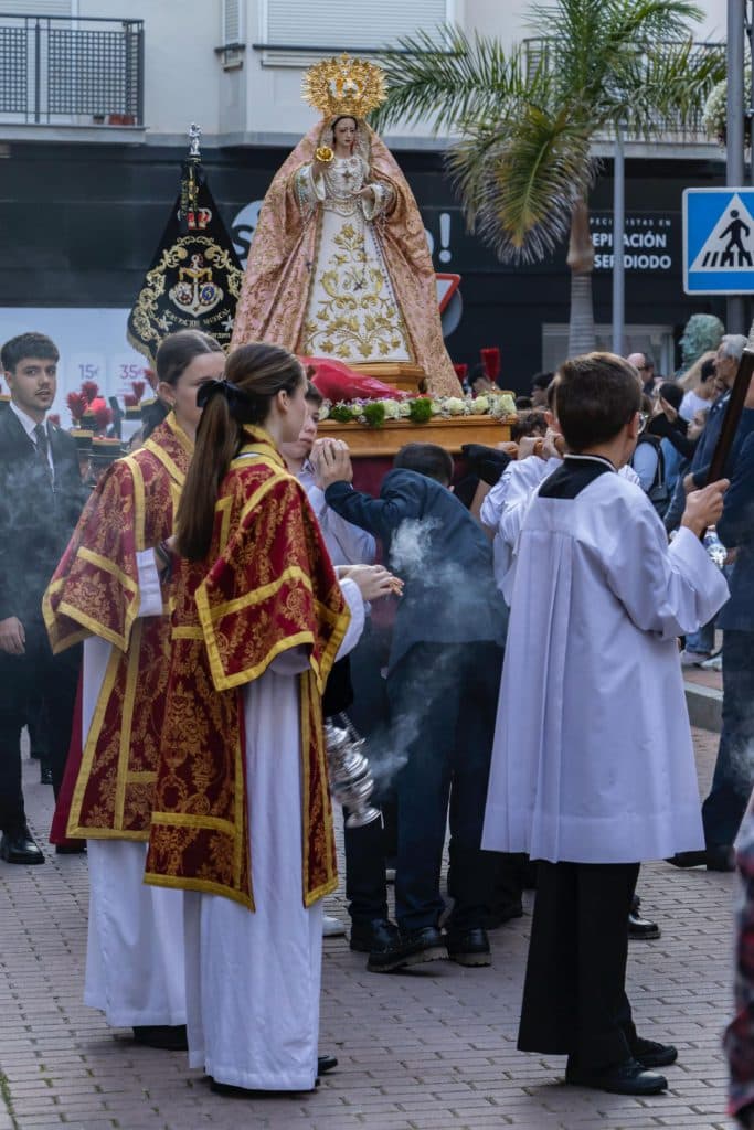 El Grupo Joven del Sepulcro celebró la procesión infantil en honor a María Santísima de la Caridad