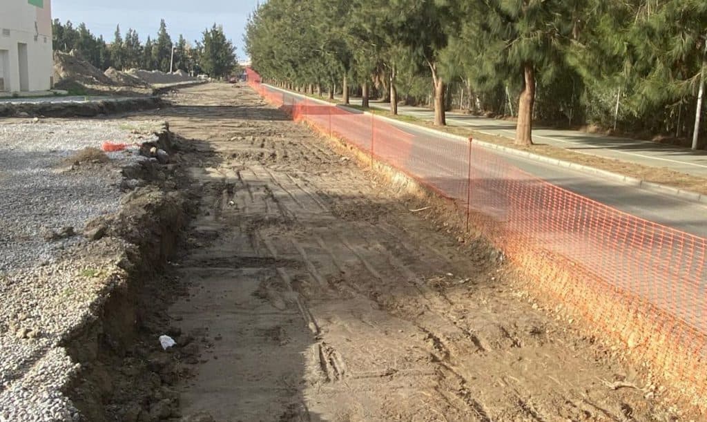 Avanzan las obras de desdoblamiento del vial que conecta Varadero con la ZAL con el objetivo de que finalicen en julio