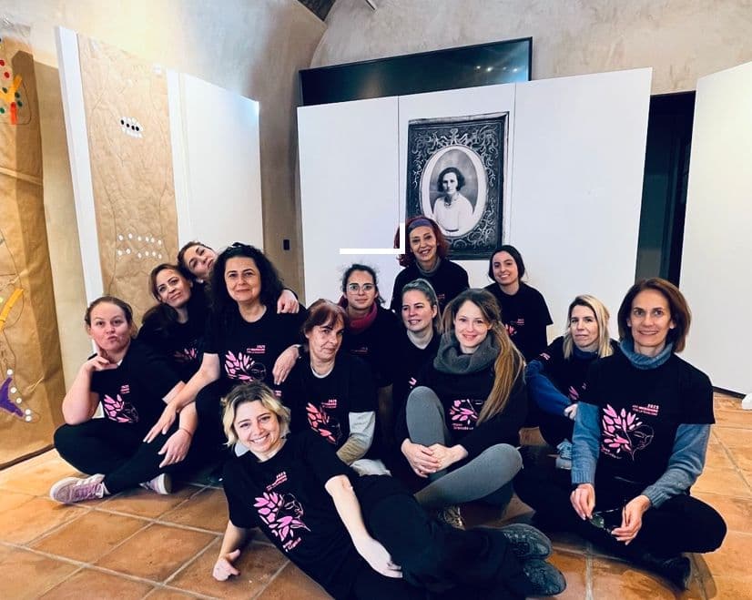 Campos de Granada clausura esta noche en el Aljibe una exposición que nace del movimiento y la memoria de las mujeres dentro del Año MujerAgro por la Igualdad