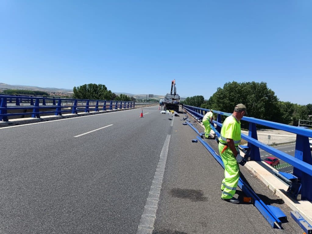 Transportes adjudica por 18,6 millones de euros un contrato para la conservación de 273 km de carreteras en Granada
