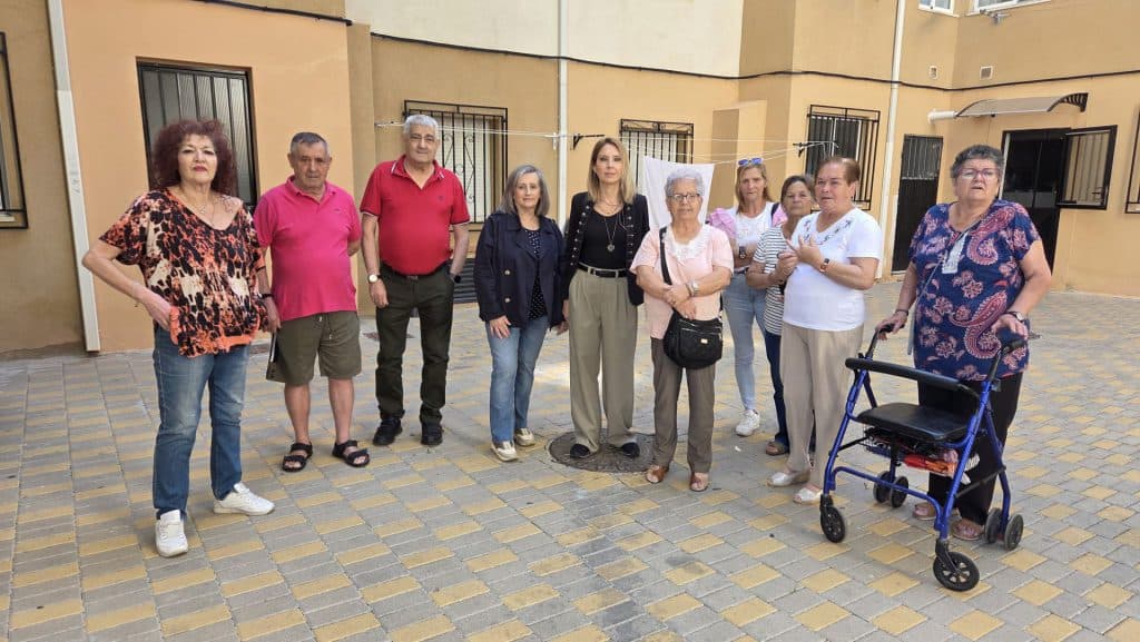El Grupo Municipal Socialista denuncia el «abandono de los vecinos y vecinas» de la Calle Alcázar de Toledo de Motril