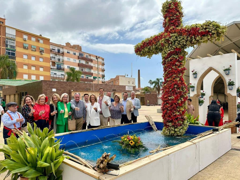 Motril inaugura sus Cruces de Mayo 2025 enmarcadas en alegría, convivencia festiva, tradición y que se extenderán hasta el próximo día 4