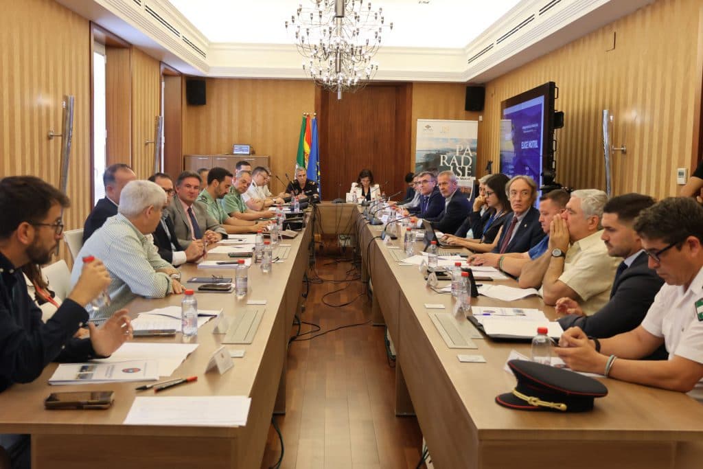 Todo preparado en el Puerto de Motril para que este domingo arranque la OPE 2025