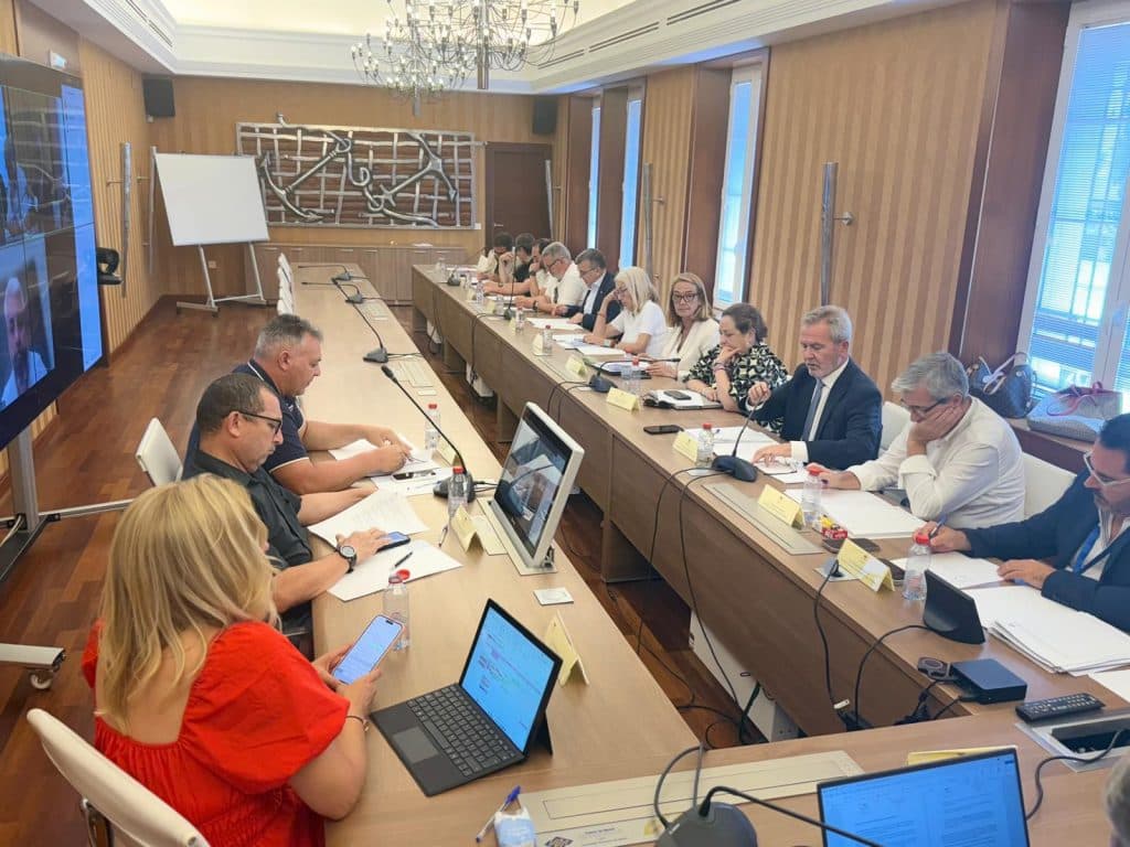 Una empresa invertirá 7,7 millones en la ZAL del puerto de Motril para la construcción de una planta de almacenamiento de graneles