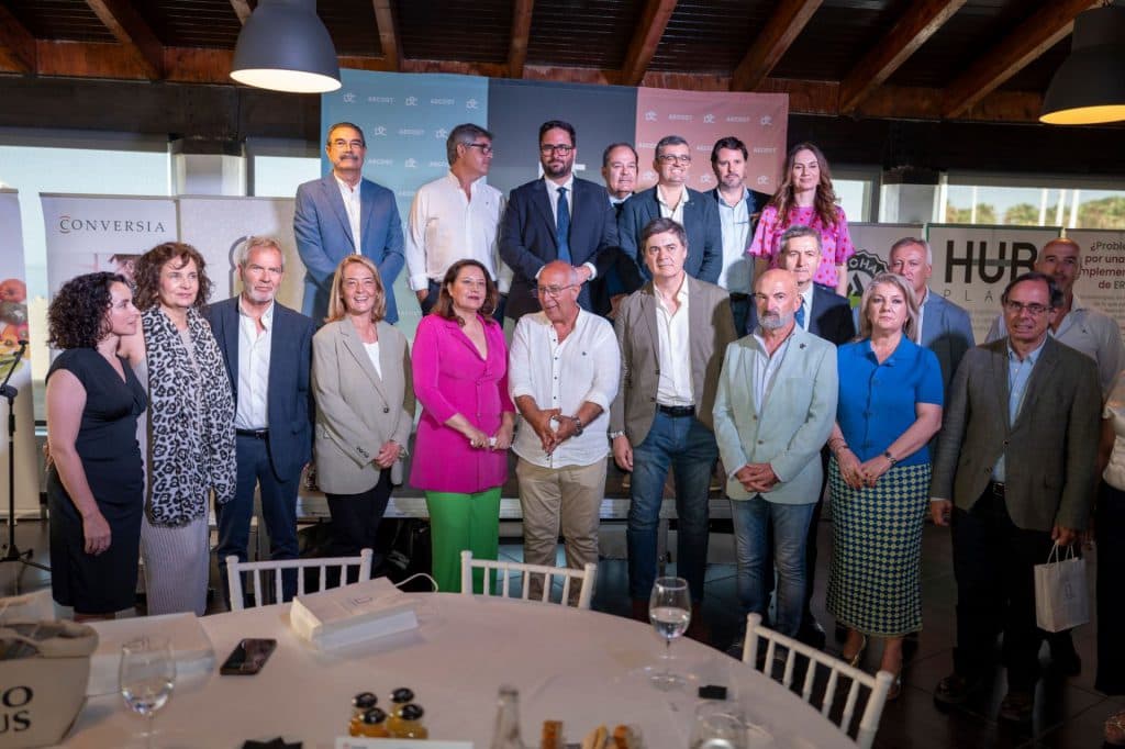 Círculo Empresarial de AECOST: la eurodiputada, Carmen Crespo, aborda en Motril aspectos vitales para el conjunto de la Costa Tropical