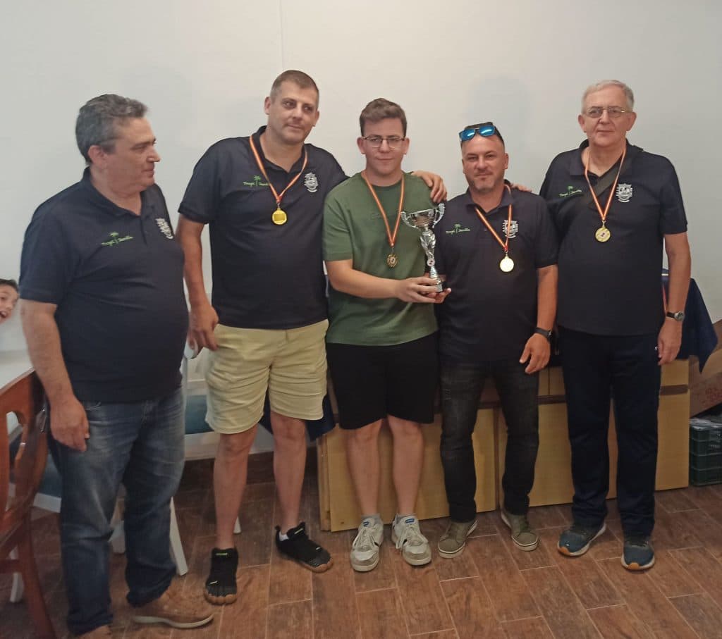 Los equipos motrileños del Club Deportivo Caballo de Plata “A” y Tropi Jardín Motril “A”, primero y segundo en el Campeonato Provincial por Equipos de Ajedrez Rápido 2025