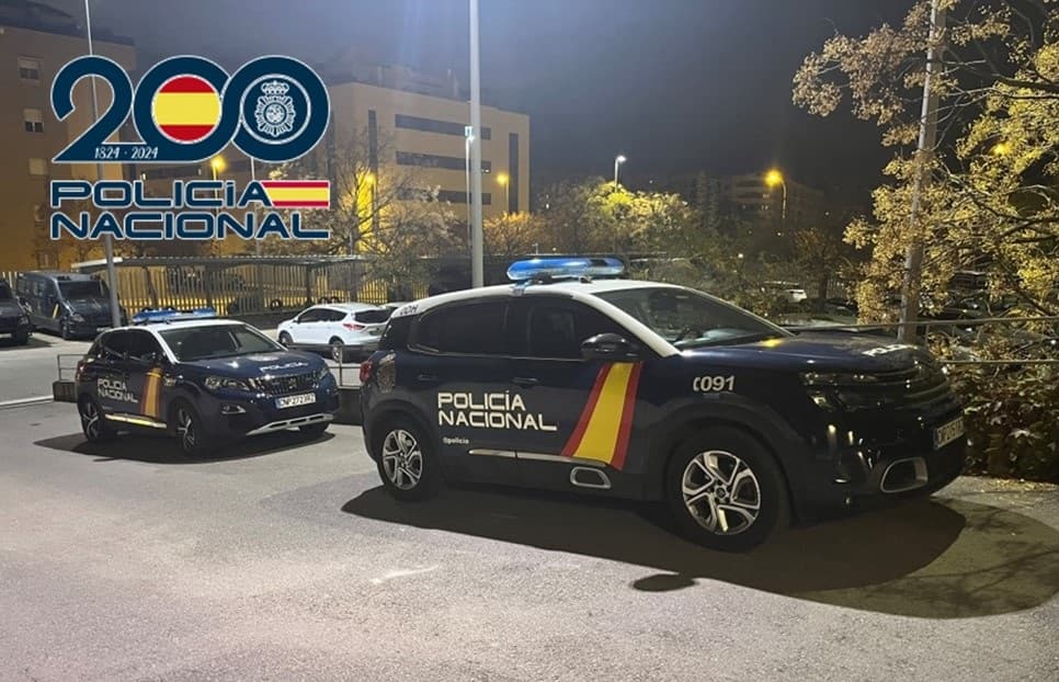 Detenido un individuo que habría robado en compañía de otro a dos mujeres haciendo uso de una navaja