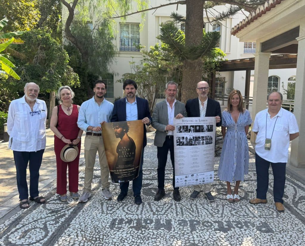 El Puerto de Motril acoge la presentación de Bitácora de Libros del Aula de Pensamiento Francisco Javier de Burgos
