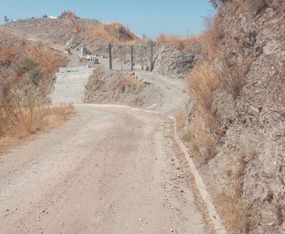 El Ayuntamiento de Almuñécar saca a licitación la mejora del Camino del Invernadero con una inversión de más de 85.000 euros