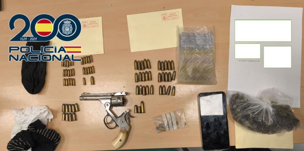 Localizado en Granada un niño de 12 años que trasladaba droga, un arma de fuego y más de 70 cartuchos de diferente calibre