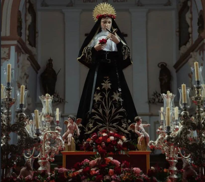 Sábado de procesión en Motril con motivo del 125 aniversario de la canonización de Santa Rita de Casia