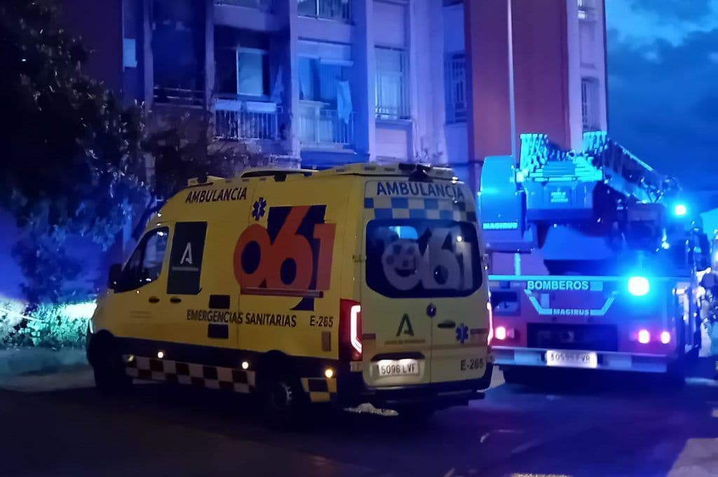 Siete personas afectadas tras un incendio de vivienda en Granada capital
