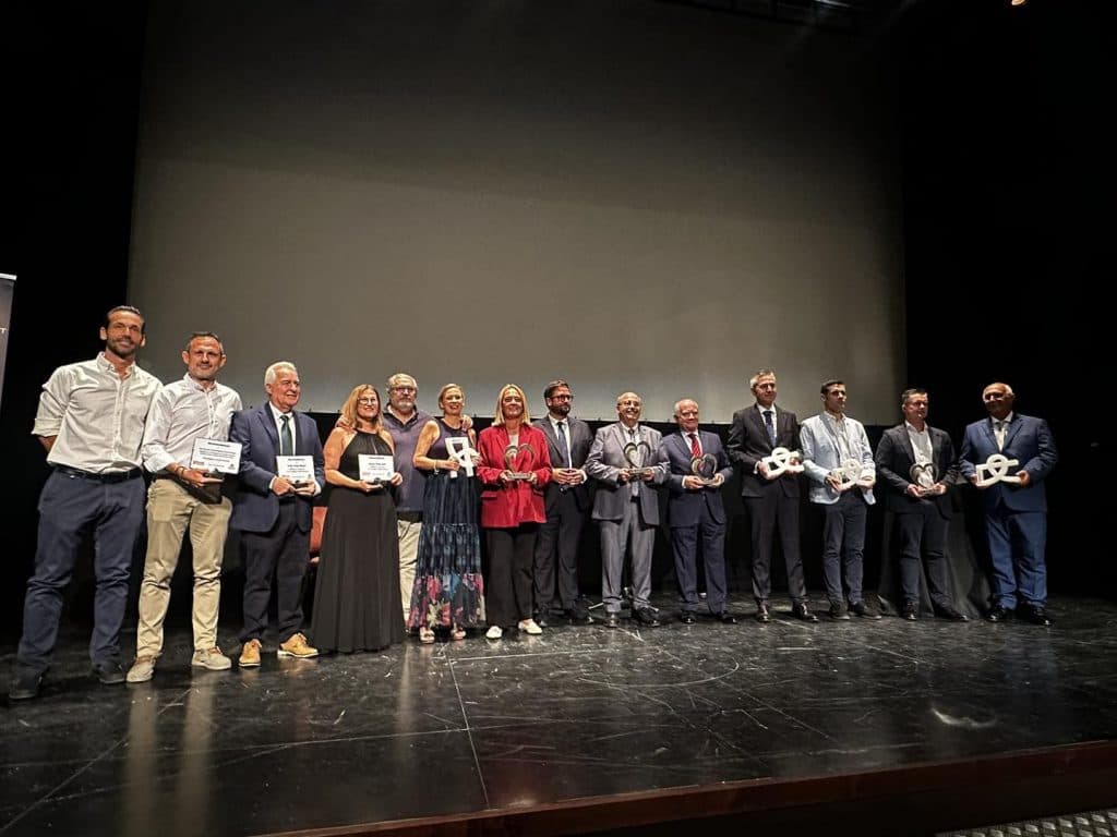Motril vive una noche especialmente emotiva de reconocimientos empresariales y humanos en la Gala ‘AECOST CON MUCHO CORAZÓN’