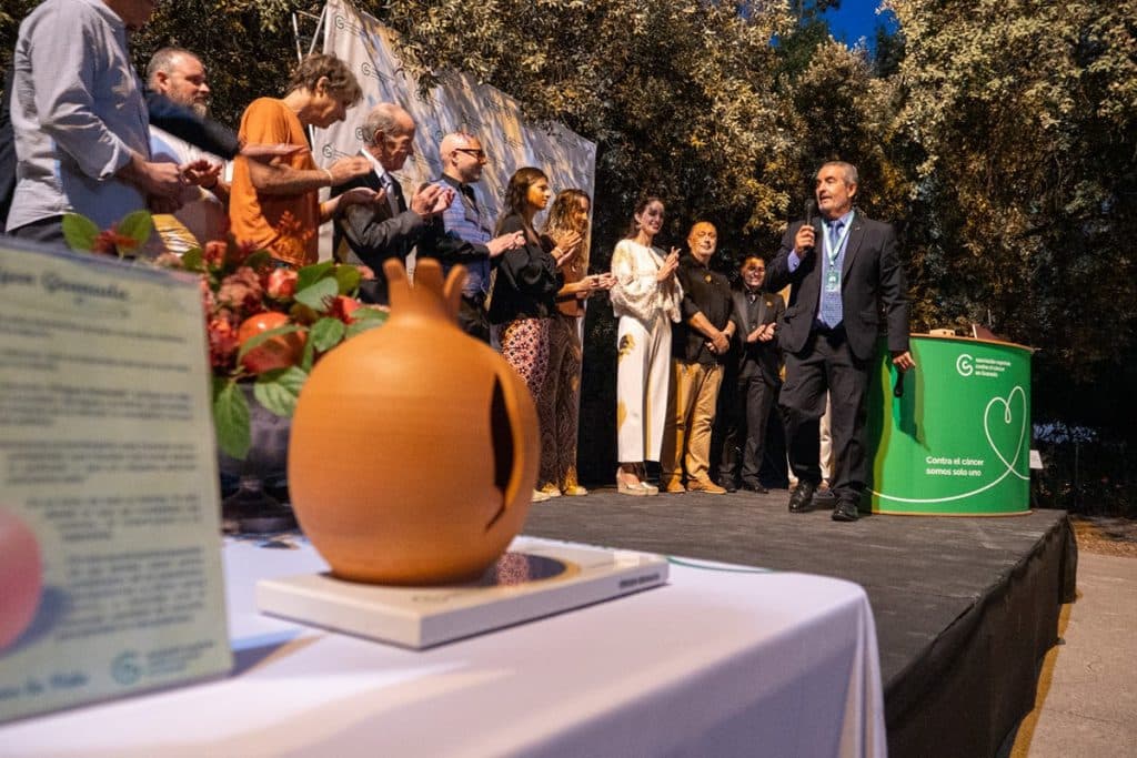 La AECC presenta la iniciativa “Granadas por la Vida” en el Día Internacional de la Investigación contra el Cáncer