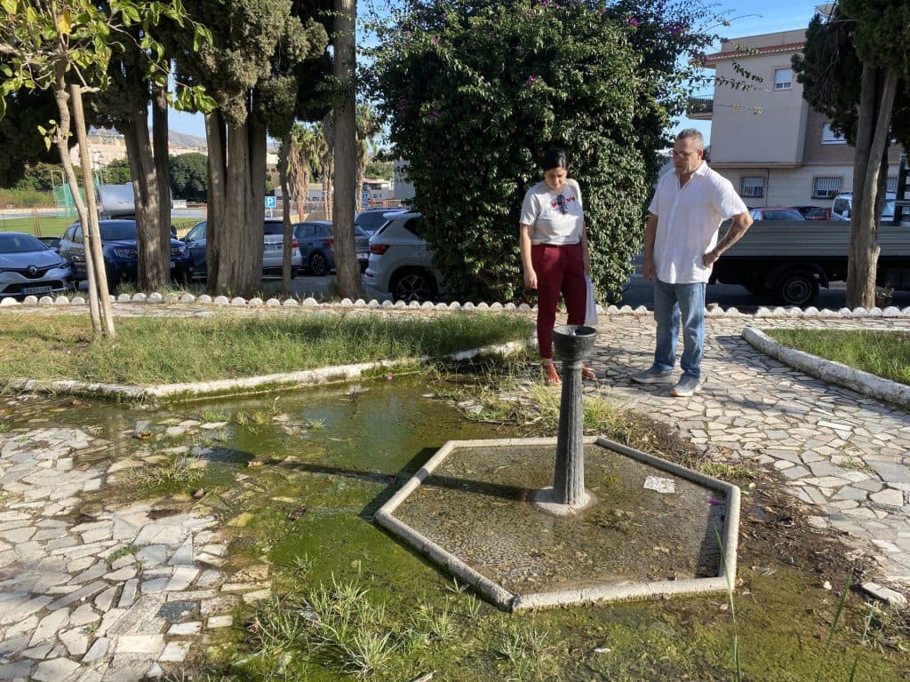 Andalucía Por Sí exige el adecentamiento “urgente” de la entrada al cementerio de Motril y la reparación de la fuente que se encuentra en su entrada principal