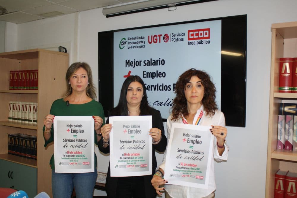 CSIF, CCOO y UGT se movilizan en Granada para exigir un nuevo acuerdo salarial para las empleadas y empleados públicos
