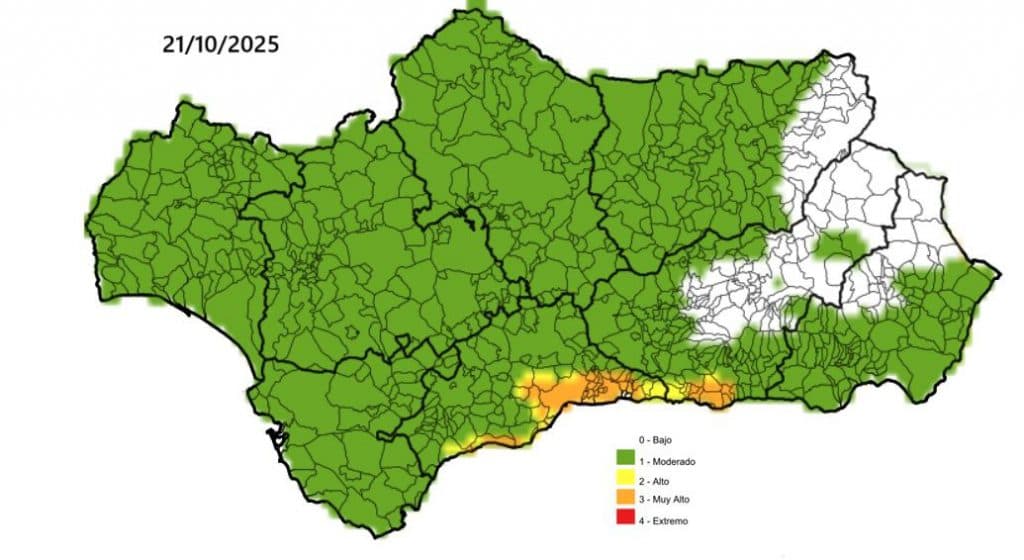 INFOCA observa riesgo de incendio forestal «alto o muy alto» en la costa granadina