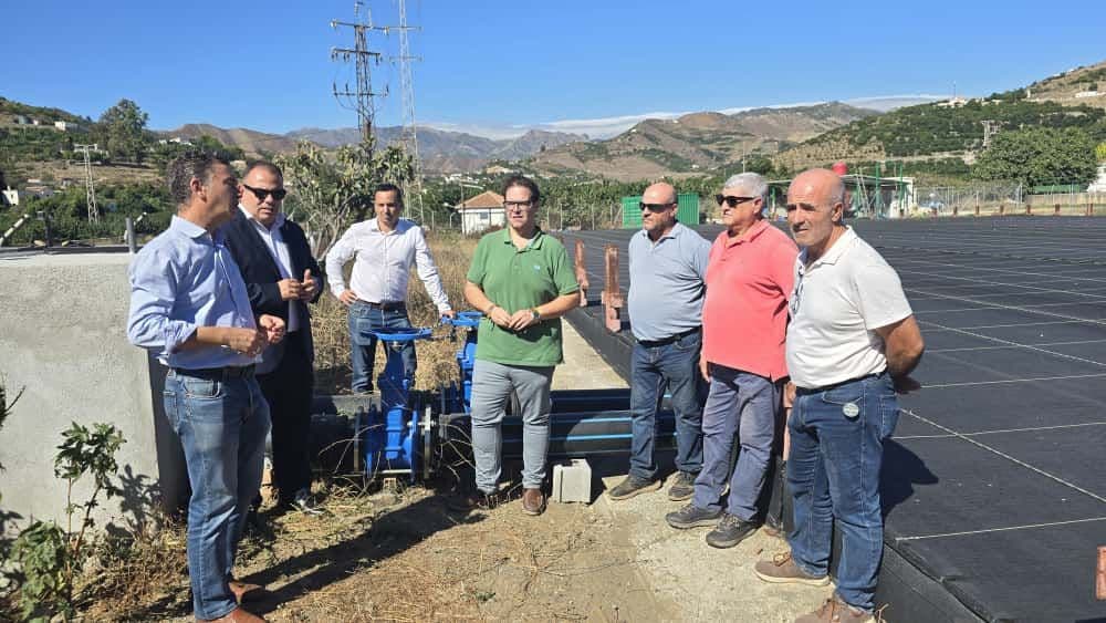 La EDAR de Almuñécar comienza a derivar temporalmente parte de su caudal para riego agrícola