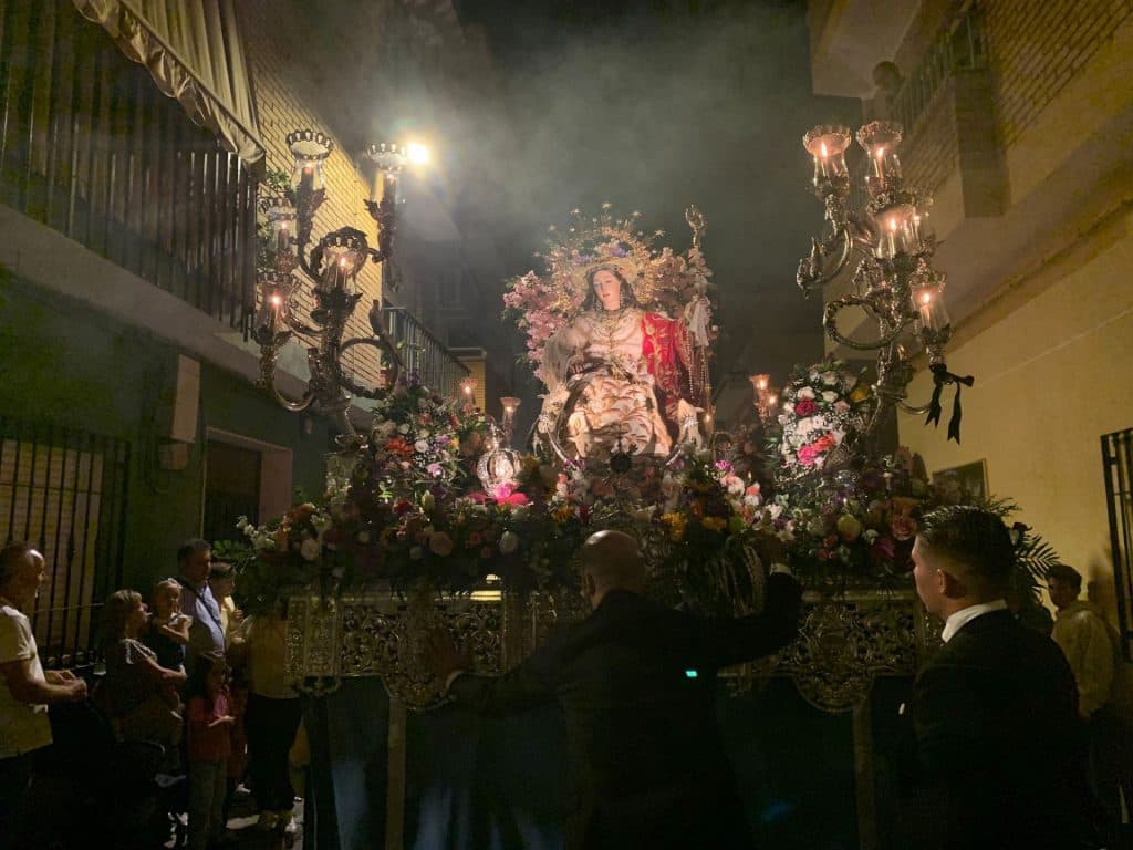 EN EL FARO: PROGRAMA ESPECIAL DE LA PROCESIÓN DE VIRGEN DE LA PASTORA DE MOTRIL