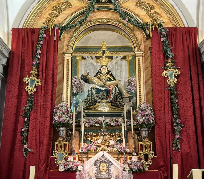 Motril celebra los actos en honor a la Virgen de las Angustias, patrona del barrio que lleva su nombre