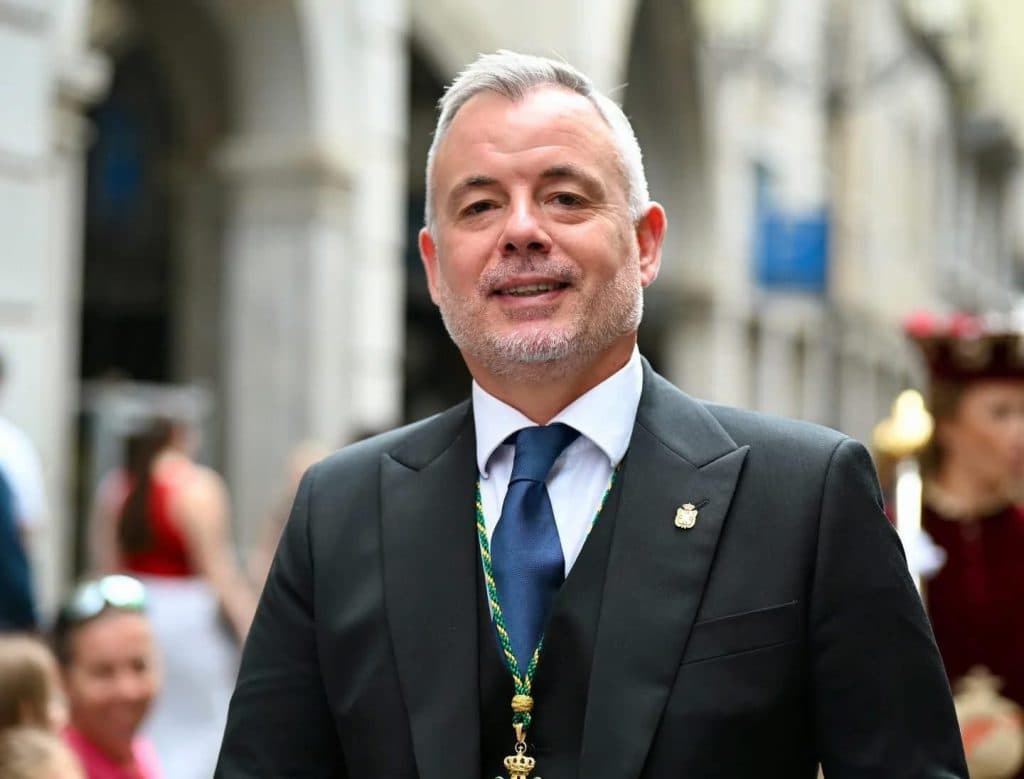 Nicolás Navarro deja su acta de concejal en el Ayuntamiento de Motril para asumir el cargo de viceconsejero de Salud de la Junta de Andalucía
