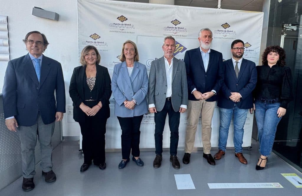 Motril refuerza su proyección como destino de cruceros con un ciclo formativo orientado al sector local