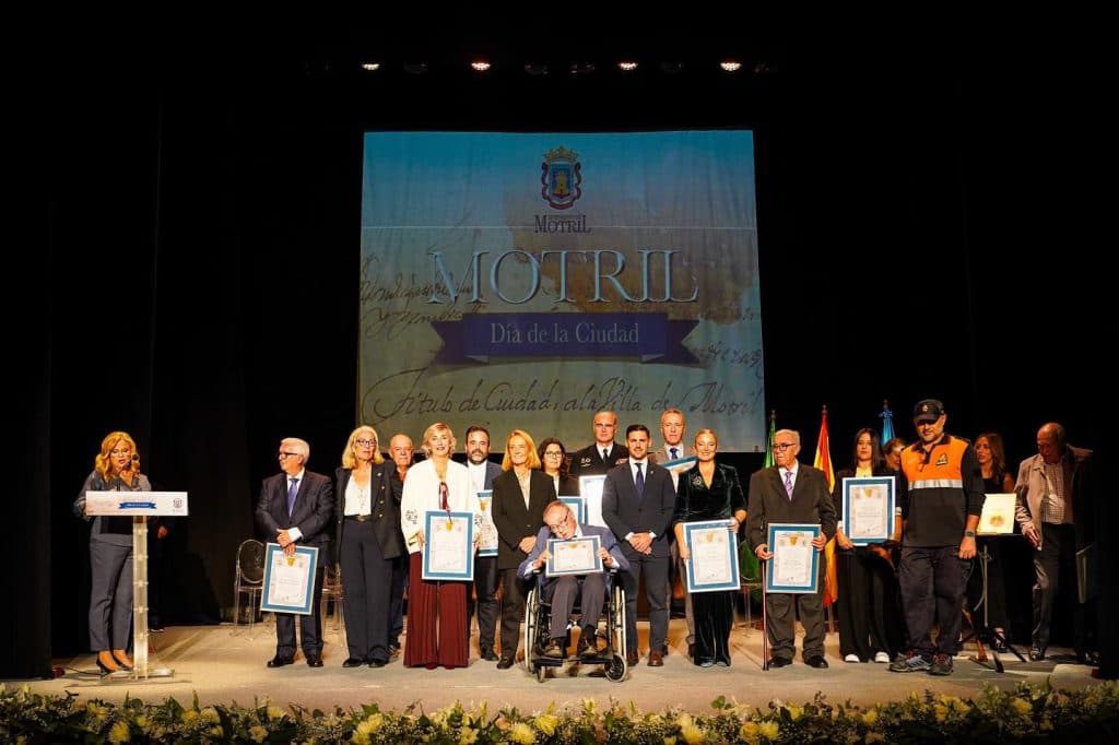 Motril celebra el Día de la Ciudad con su tradicional acto de honores y distinciones