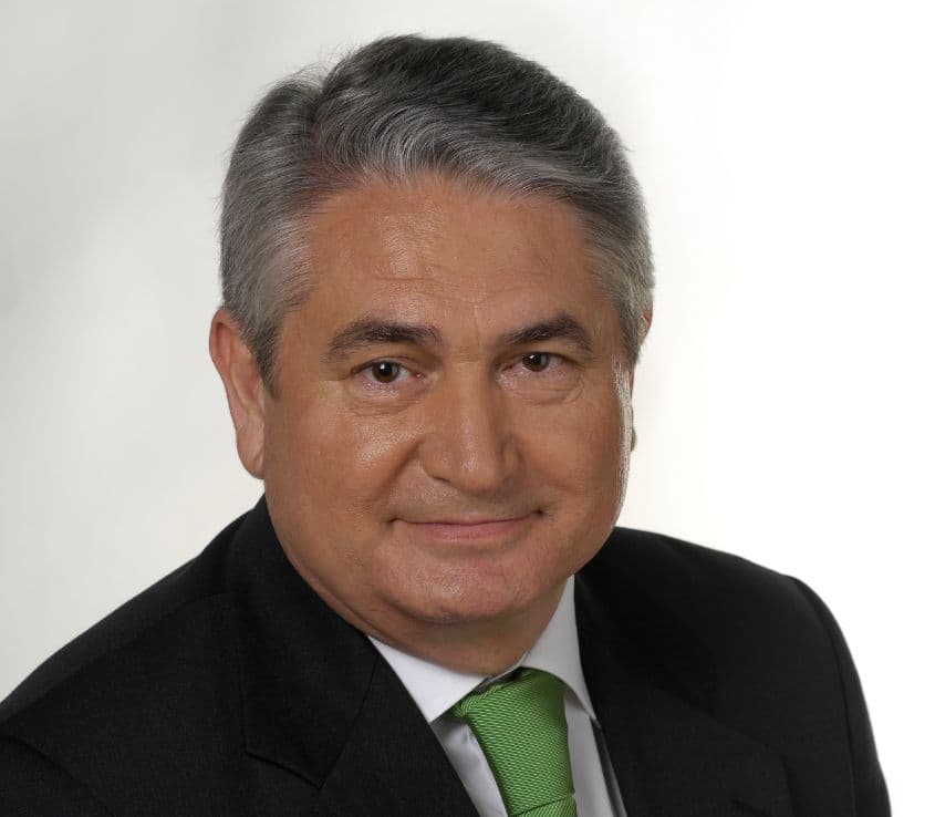 El Ayuntamiento de Motril lamenta el fallecimiento del exalcalde Pedro Álvarez y decreta tres días de luto oficial