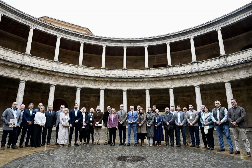 Diputación presenta el Plan Director de la Ruta de Boabdil que conectará 32 municipios en un itinerario turístico plenamente accesible