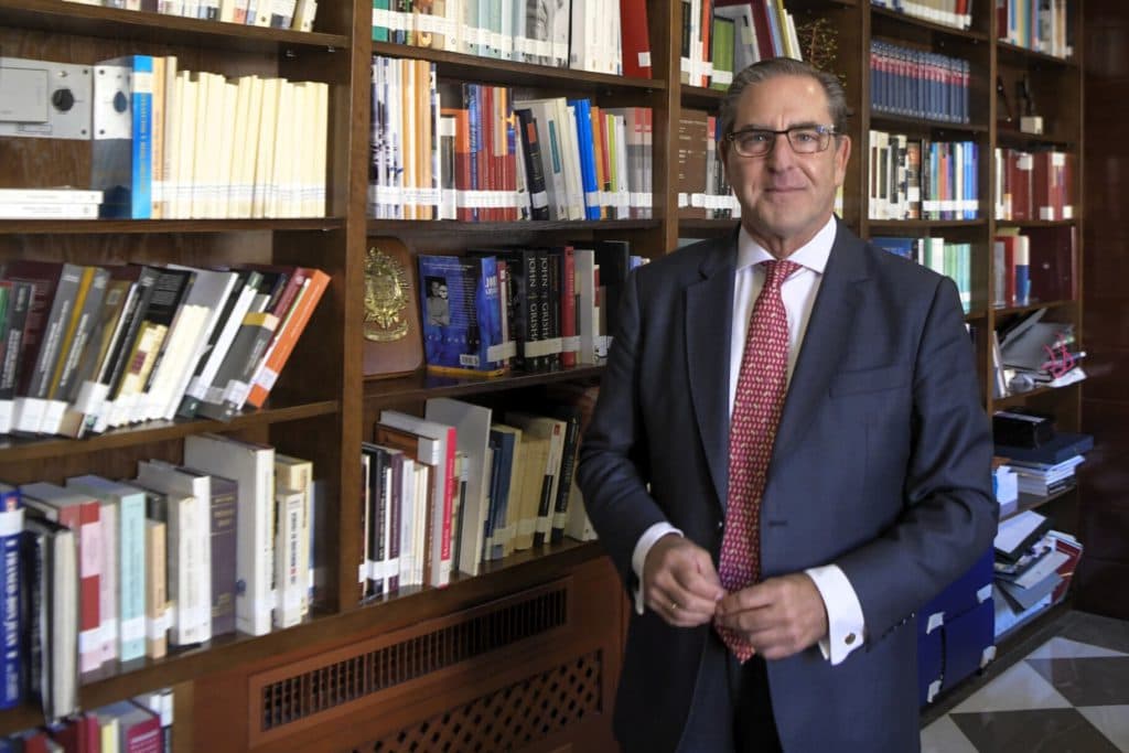 El letrado granadino Leandro Cabrera es nombrado vicepresidente segundo de la Abogacía Española