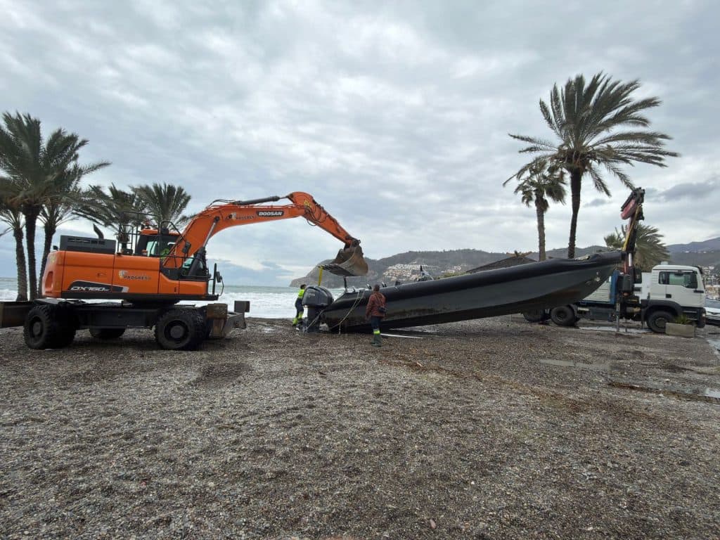 Media docena de narcolanchas «campando a sus anchas» frente a las playas de Almuñécar y La Herradura