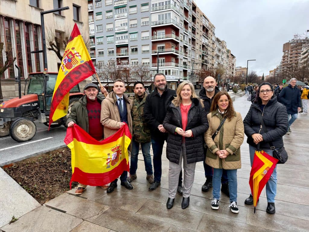 VOX apoya al campo granadino y asiste a la tractorada convocada en la capital contra el acuerdo de MERCOSUR