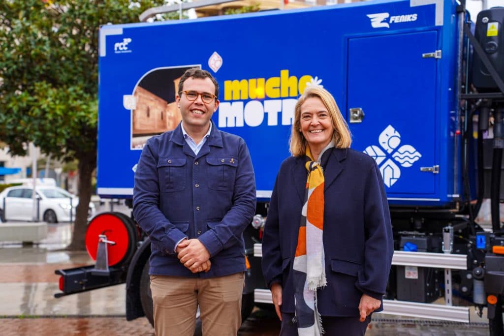Motril sigue reforzando el servicio de limpieza con la incorporación de dos nuevos vehículos cisterna y una renovada imagen corporativa