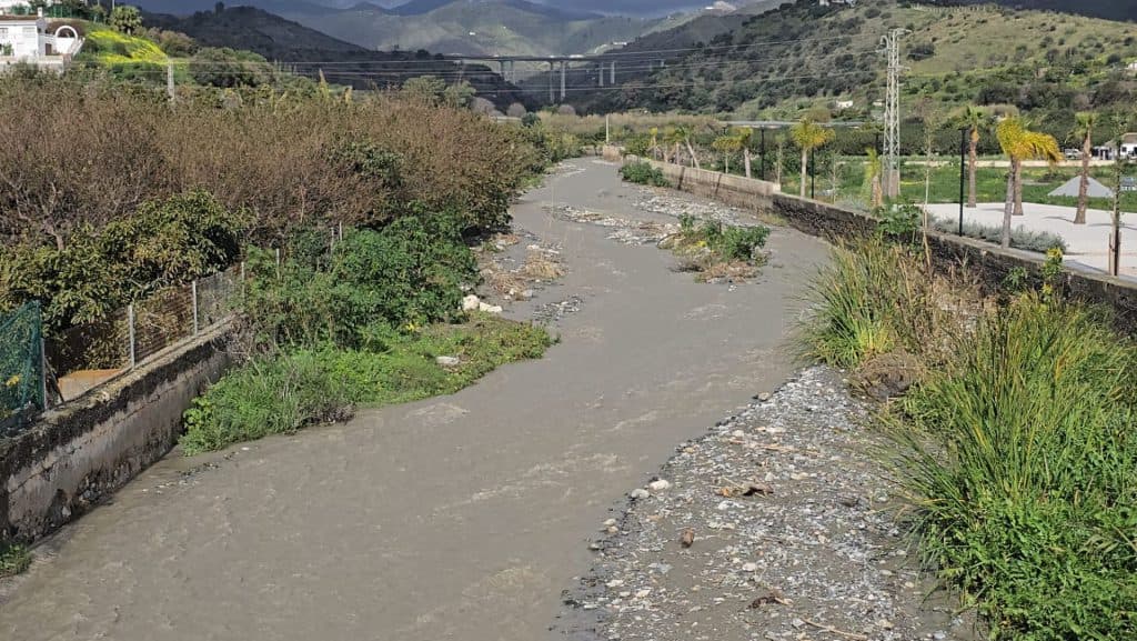 La lluvia caída en Almuñécar en lo que va de 2026 asegura la recarga del acuífero para todo el año