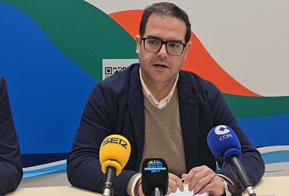 Evaluación de daños en la Costa Tropical tras las borrascas  y adecuación del litoral de cara a Semana Santa