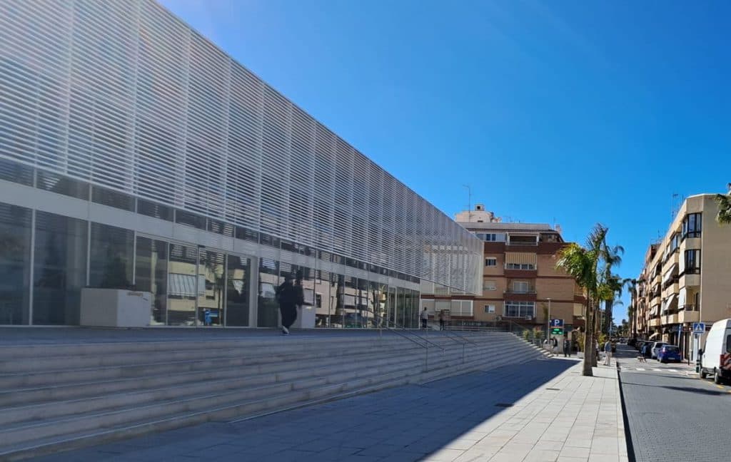 El homenaje a la bandera de Andalucía y la inauguración del Mercado Municipal protagonizarán el 28F en Almuñécar