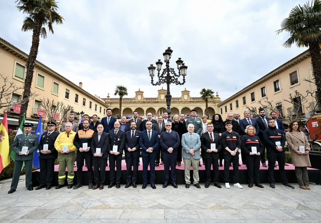 Diputación reconoce la labor de los efectivos que actuaron durante los temporales del último mes en la provincia