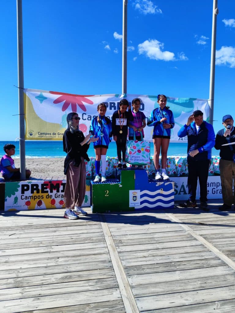 El atletismo escolar brilla en la vega de Torrenueva Costa