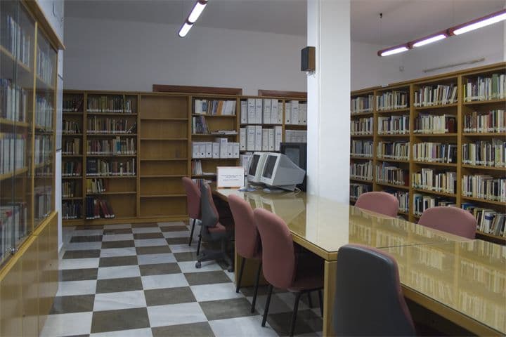Las bibliotecas y museos andaluces celebran el Día del Libro Infantil con talleres, teatro y cuentacuentos