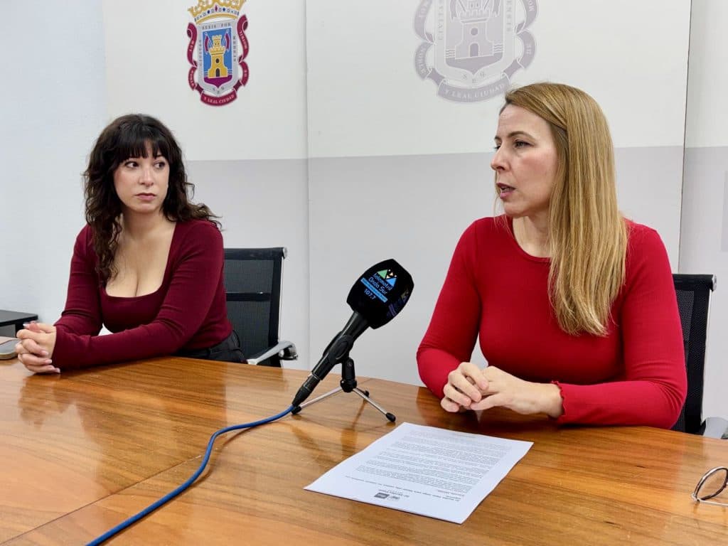 Inma Omiste: «Delegado territorial de salud se niega a reunirse con IU»