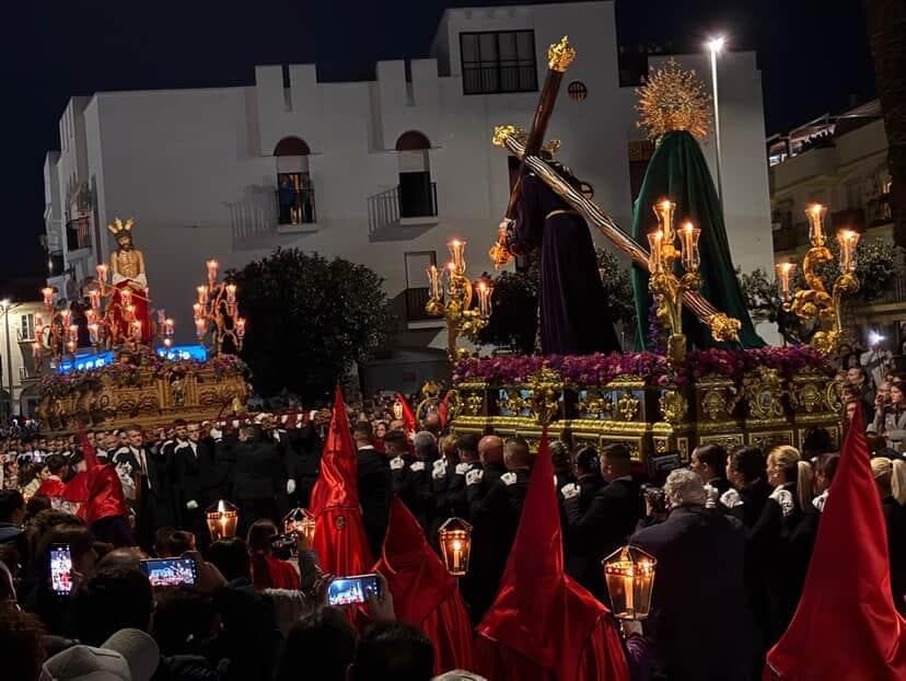 EL SANTÍSIMO CRISTO DE LA HUMILLACIÓN Y NUESTRO PADRE JESÚS NAZARENO Y MARÍA SANTÍSIMA DE LA ESPERANZA INAUGURAN LOS DESFILES PROCESIONALES EN LA VILLA DE SALOBREÑA